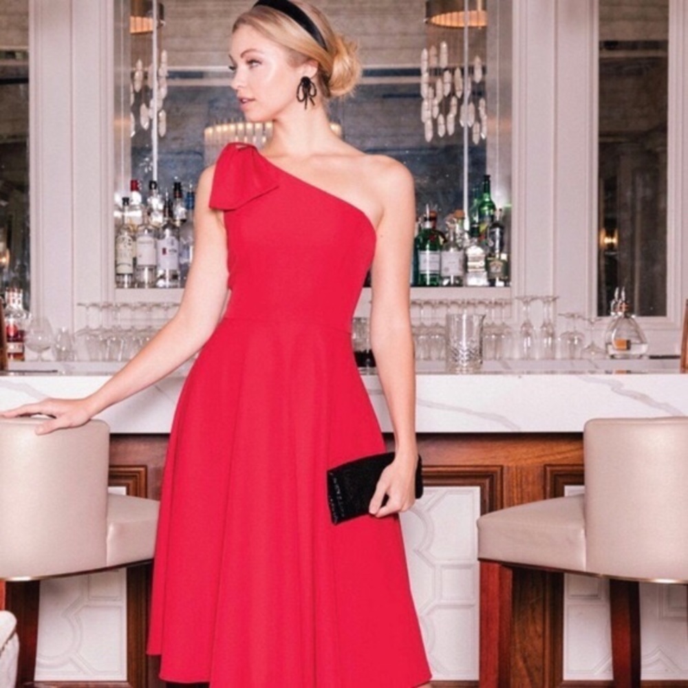 Gal Meets Glam Yvonne red dress. Size 2